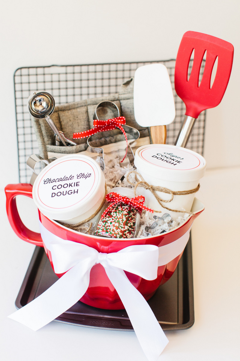 DIY Baking Gift Basket - Food Lovin Family