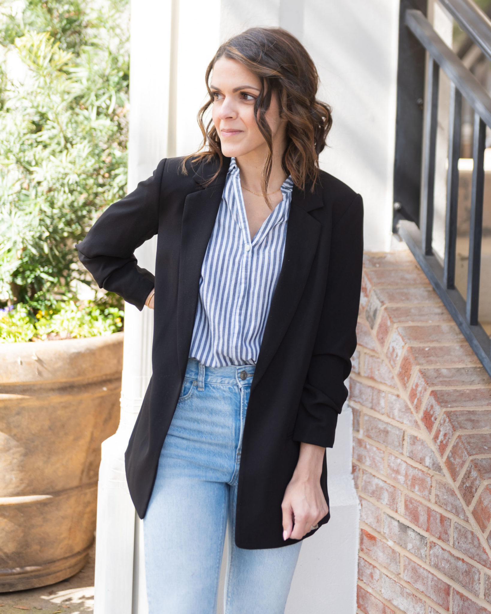 10 easy ways to style a black blazer | the Sarah Stories