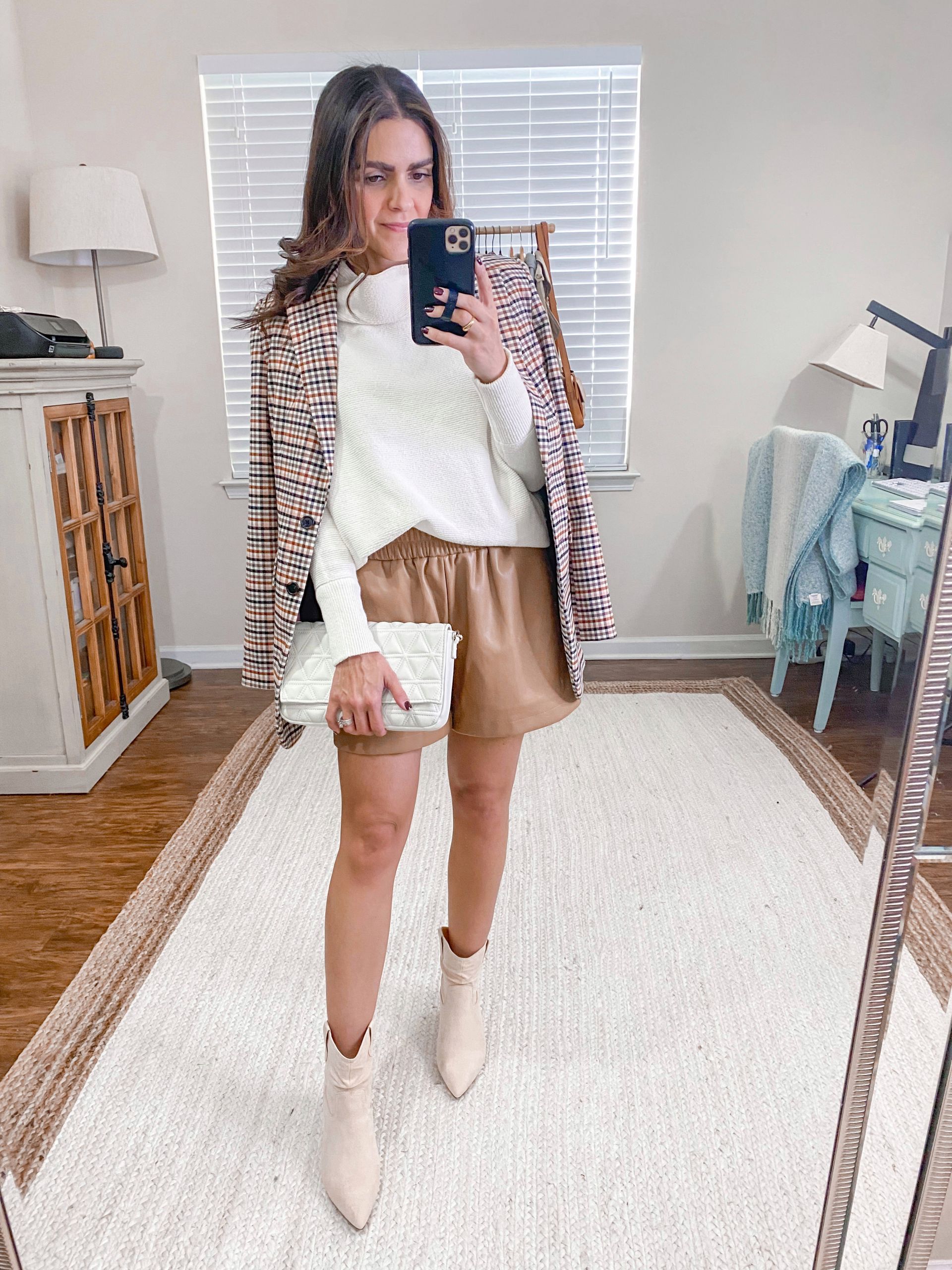 11 stylish ways to wear a brown plaid blazer | the Sarah Stories