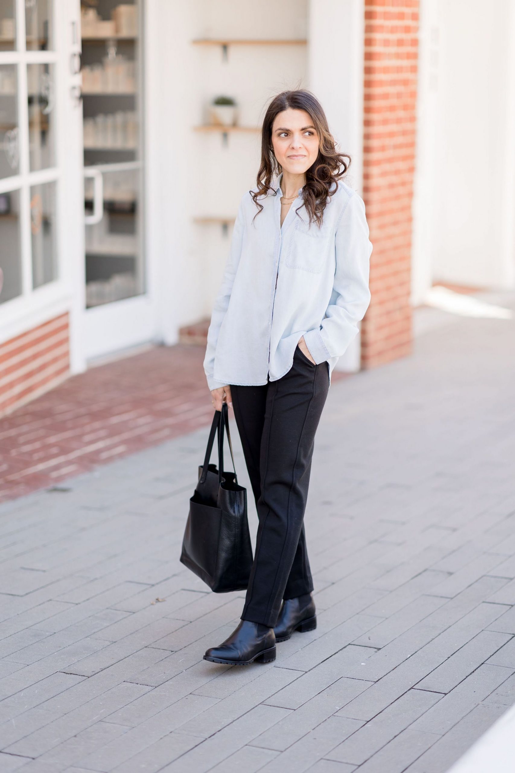 The Everlane Dream Pant Is a Trouser-Sweatpant Hybrid